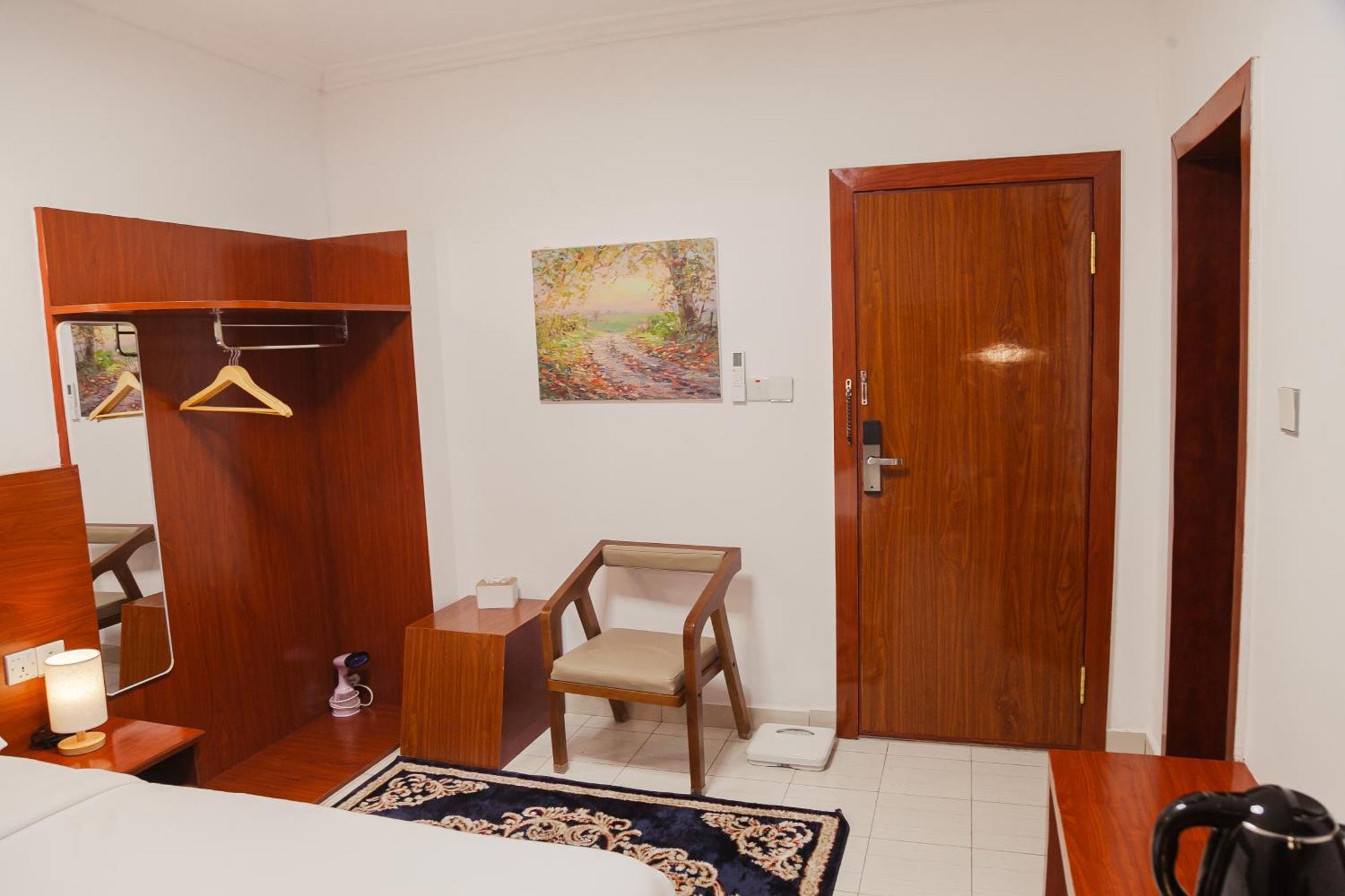 Hotel Totara Dar es Salaam Ngoại thất bức ảnh